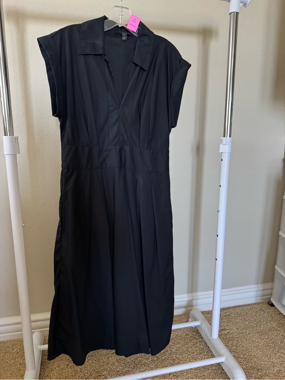 Banana Republic Black Collared V-Neck Midi Dress 8P EUC (163)